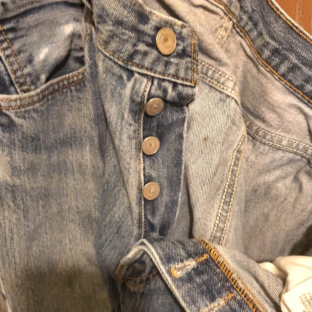 Levi's 501 Jeans Original Button Fly Medium Wash Cotton Straight Leg  34x36